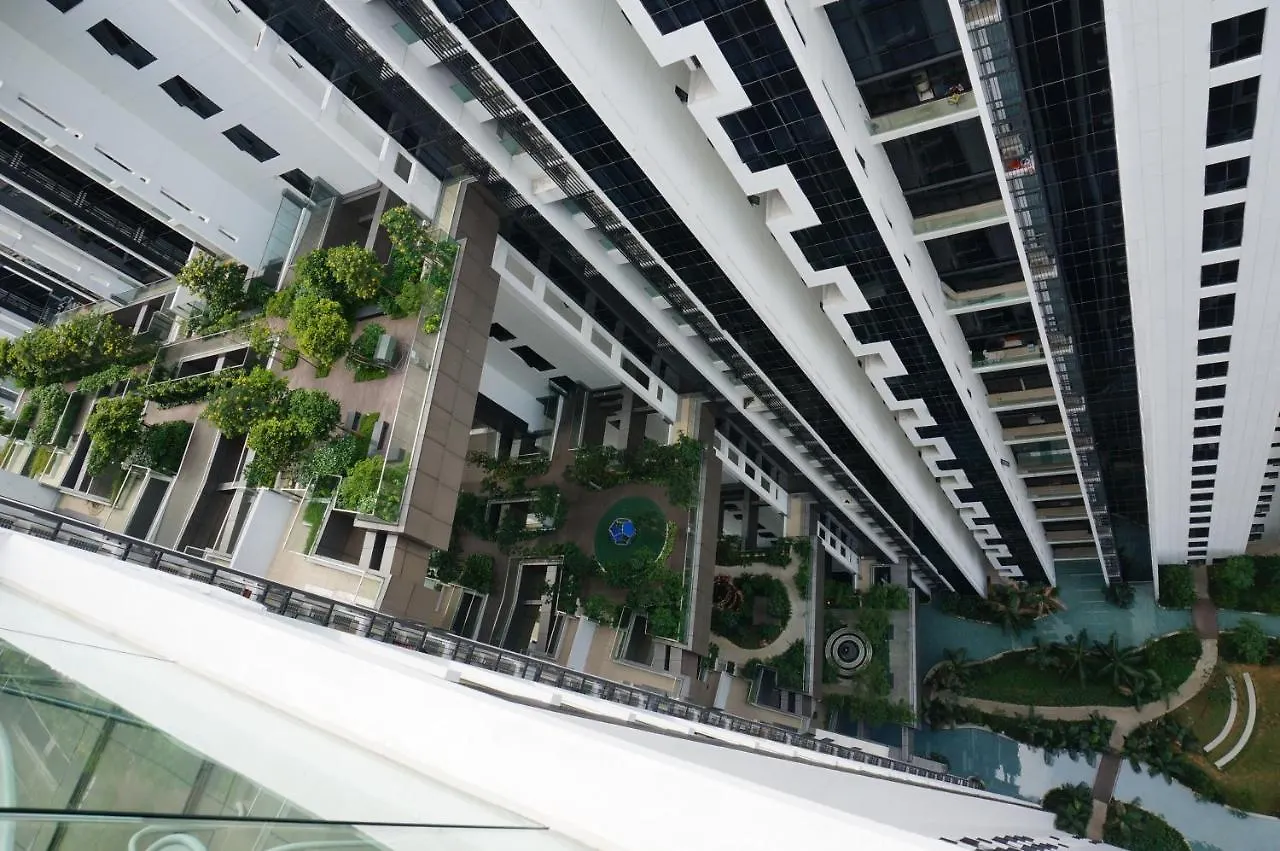 스트리트 노마드 암팡, M-시티 Klcc 0*, 쿠알라룸푸르